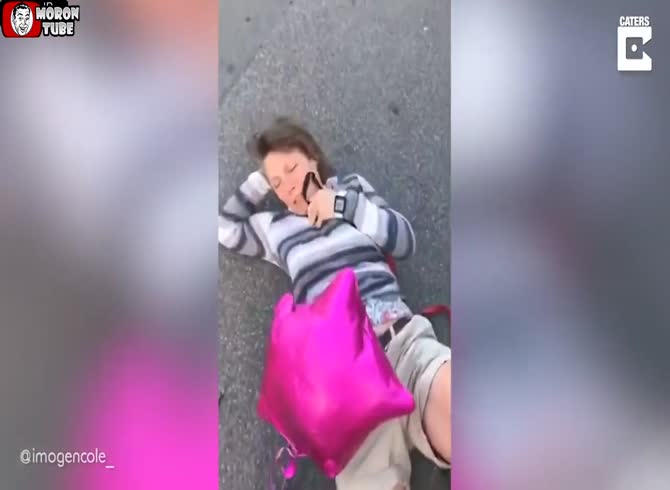 Video :A woman wishes to pop a balloon in the shape of a star